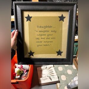 Black and Gold Inspirational Daughter Frame